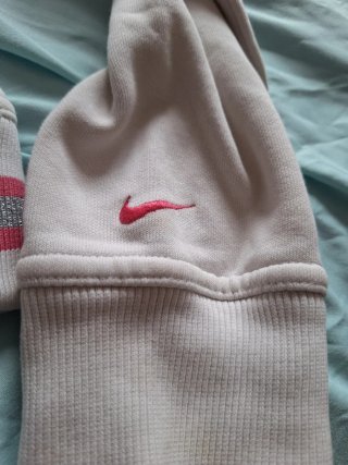 Sudadera Nike Y2K con pedrería