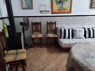 Casa adosada en venta en Barrio de Cachiporro en Valdepeñas