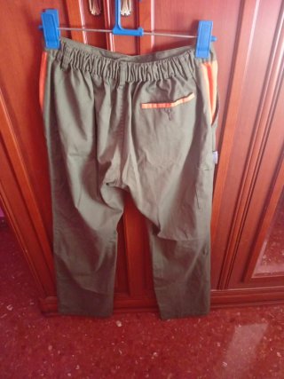 Pantalón de trabajo verde oliva