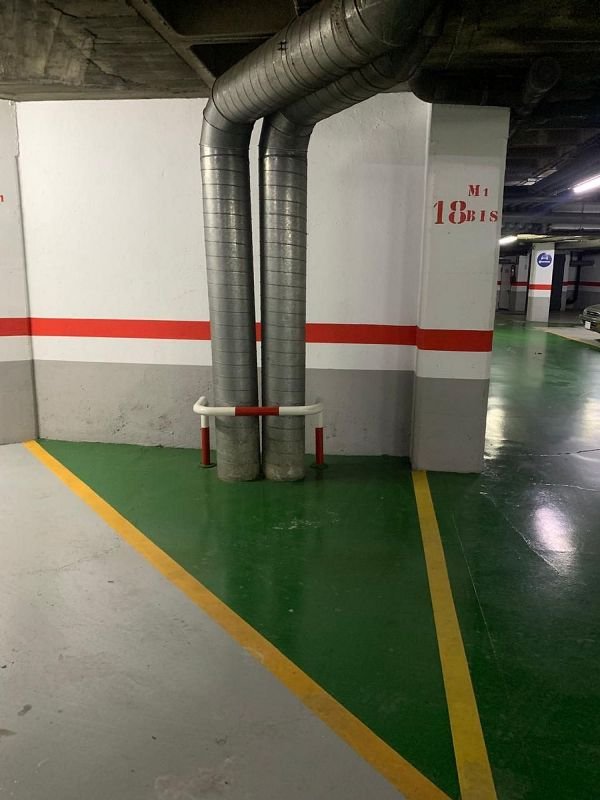 Parking space for rent in Andorra la Vella · 5 of 10