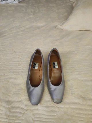 Zapatos de salón gris-malva-plateado