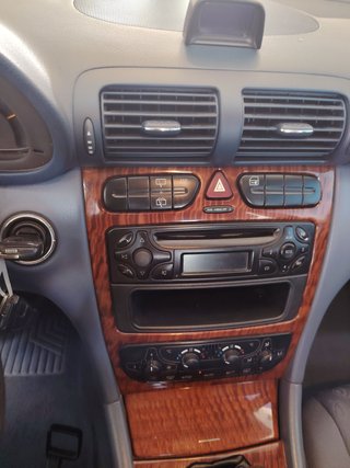 Mercedes-Benz Clase C 2003
