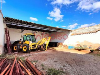 Nave industrial en venta en Zona Parque de las Infantas - Magdalena en Valdepeñas