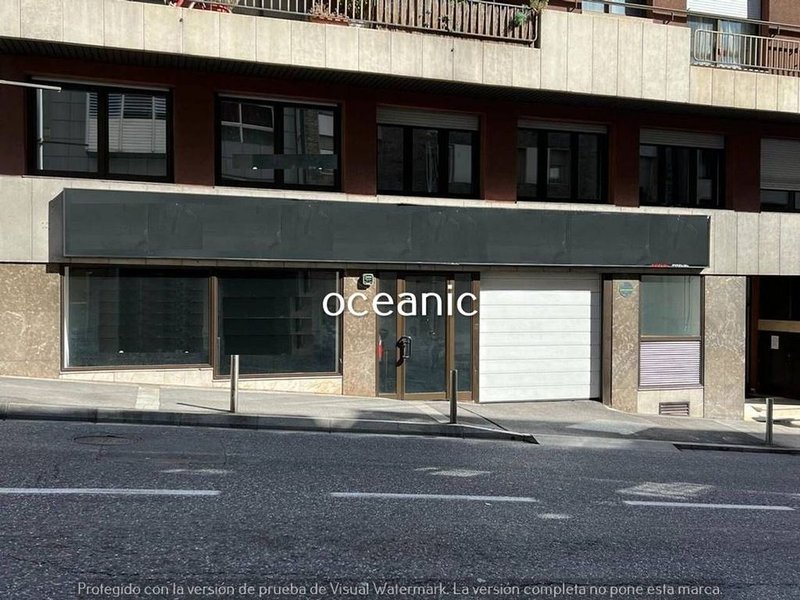 Local comercial en venta en Escaldes-Engordany · 2 de 9
