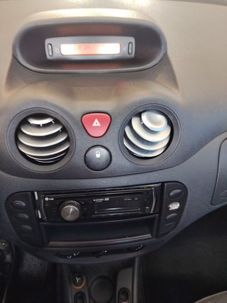 Citroen C3 2004