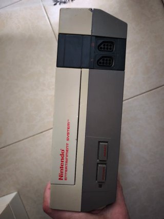 Consola Nintendo NES NESE-001