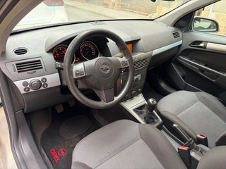 Opel Astra 2005