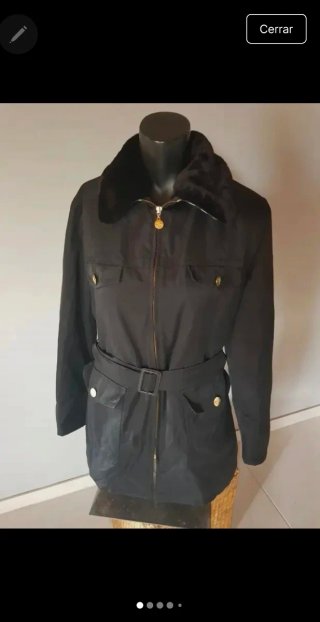 Chaqueta Burberry Negra con Cinturón
