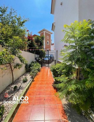 Chalet en venta en Urbanización Santa Rosa en Torrox