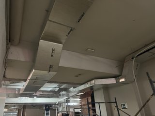 Pre- instalación de conductos de fibra