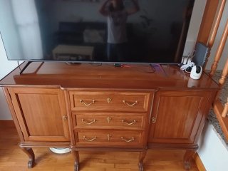 Mueble Aparador de Madera Maciza