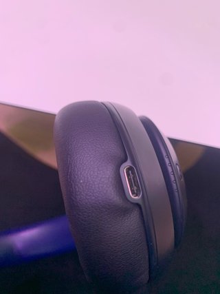 Cascos Beats Studio Pro Cancelación Sonido