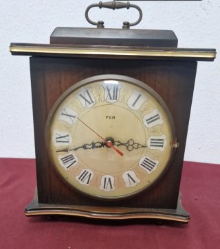 Reloj de Sobremesa Fer