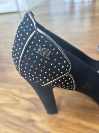 Zapatos de tacón negros Xti