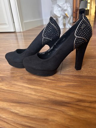 Zapatos de tacón negros Xti