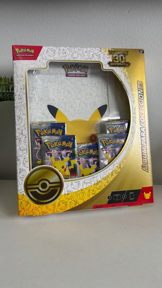 Álbum Pokémon 30 Aniversario 🇪🇸 + 5 Sobres-Sellado