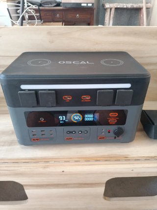 Oscal power max 2400 Batería e inversor