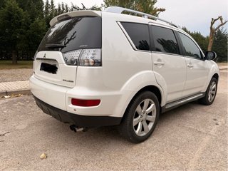 Mitsubishi Outlander 2009