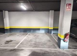 Garaje en alquiler en Ensanche en Alcalá de Henares