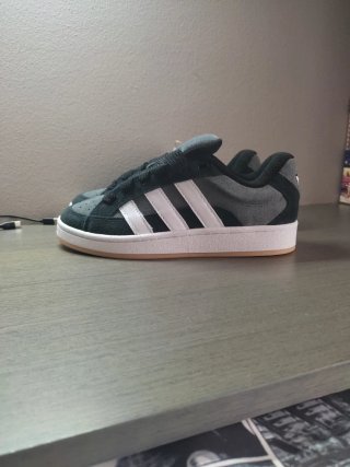 Zapatillas Adidas Negras y Grises 38 2/3