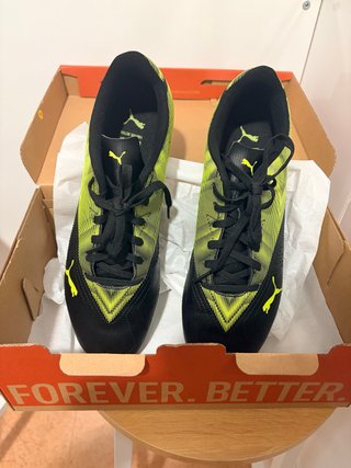 Zapatillas de fútbol Puma talla 43