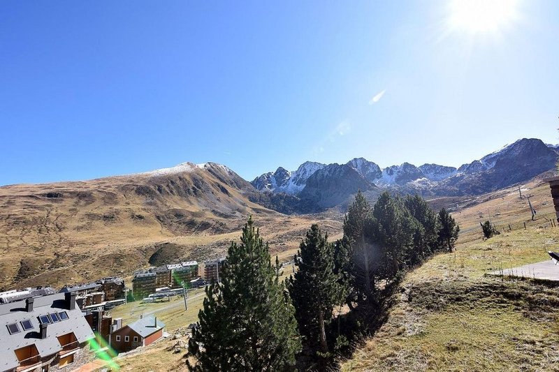 1-bedroom flat for sale in Pas de la Casa, Encamp · 11 of 53