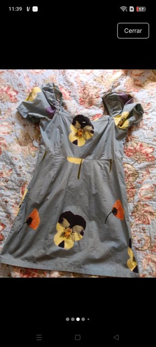 Vestido OBEY con estampado floral