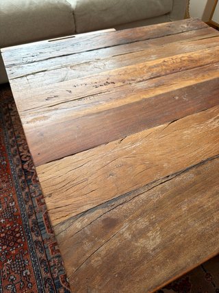 Mesa de centro de madera rústica
