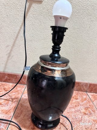 Lámpara de mesa estilo clásico