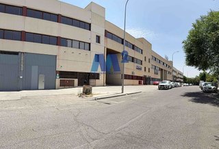 Nave industrial en alquiler en Rejas en Madrid