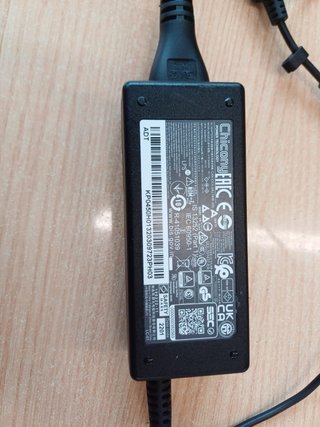 Cargador Acer Original 45W - 19V 2.37A