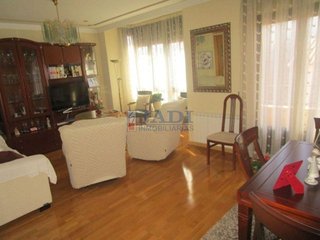 Chalet en venta en Los Llanos - Av. de los Estudiantes en Valdepeñas