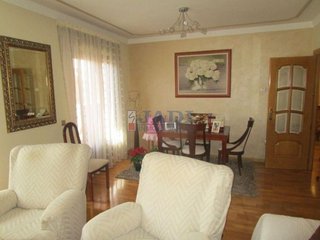 Chalet en venta en Los Llanos - Av. de los Estudiantes en Valdepeñas