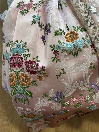 Traje de fallera para niña