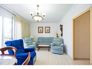Casa adosada en venta en Castell (Es)