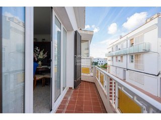 Casa adosada en venta en Castell (Es)
