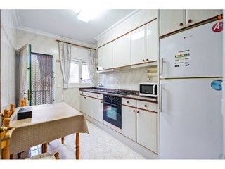 Casa adosada en venta en Castell (Es)