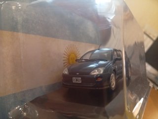 Ford Focus CLX. 1998. Argentina. Modellismo.