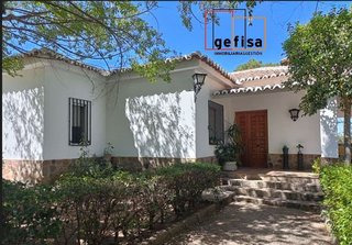 Chalet en venta en Carretera Daimiel en Valdepeñas