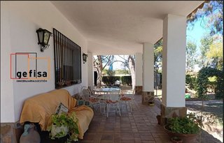 Chalet en venta en Carretera Daimiel en Valdepeñas