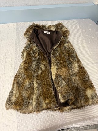 Chaqueta Zara y Chaleco Pelo Corte Inglés