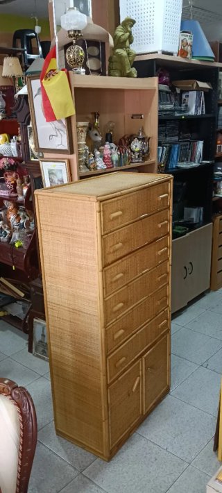Cómoda de Mimbre