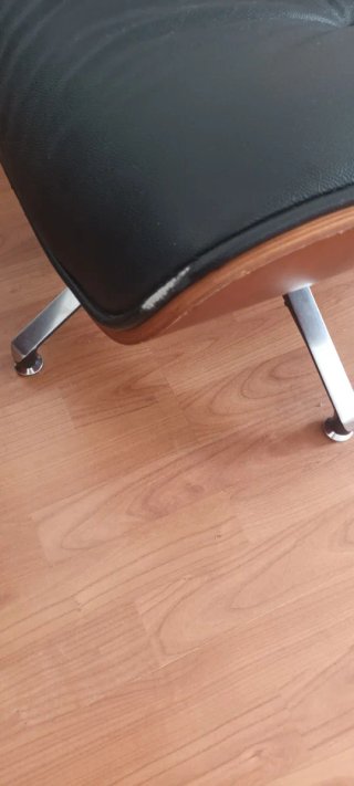 Sillón con Reposapiés de diseño réploca Vitra