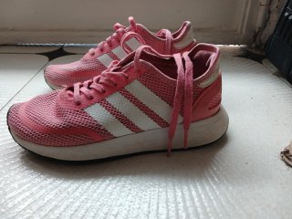 Zapatillas Adidas Rosas y Blancas