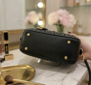 Bolso tipo miu elegante Negro