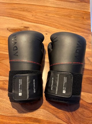 Guantes Boxeo Muay Thai 10 Oz ADVA OUTSHOCK