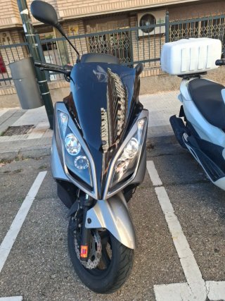 Kymco Grand Dink 125i del 20 de diciembre del 2010