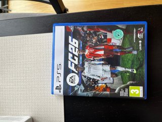 Sony PlayStation 5 Slim + 2 Mandos 1TB