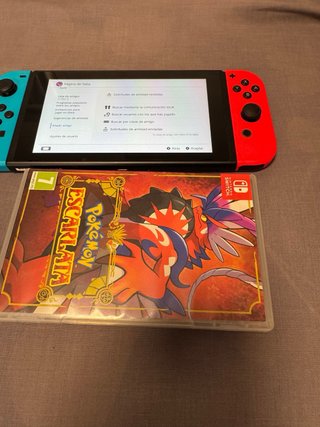 Consola Nintendo Switch Azul y Roja