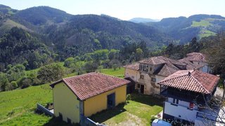 Chalet en venta en Pravia